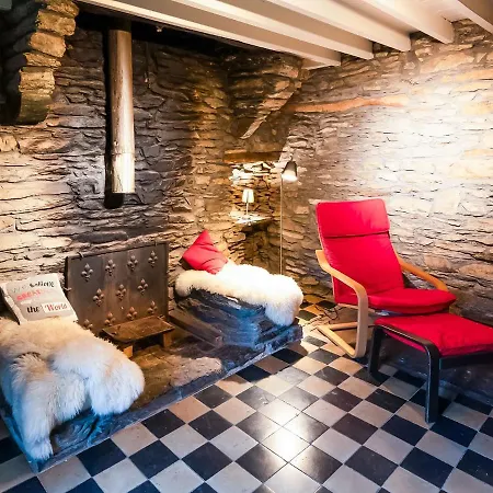 Beautiful Holiday Home With Sauna In Houffalize Tavigny