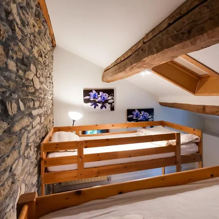 Beautiful Holiday Home With Sauna In Houffalize Holiday home Tavigny